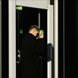 Read more about the article Why Inconsistent Opening Hours Are Ruining Your Google Maps Authority